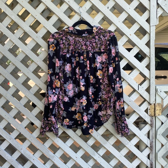 SOLD Free people Black & Peach Floral Hold on to Me Button-Up top - Picture 8 of 8